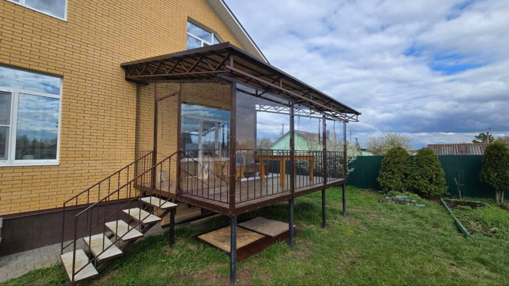 Крыльцо